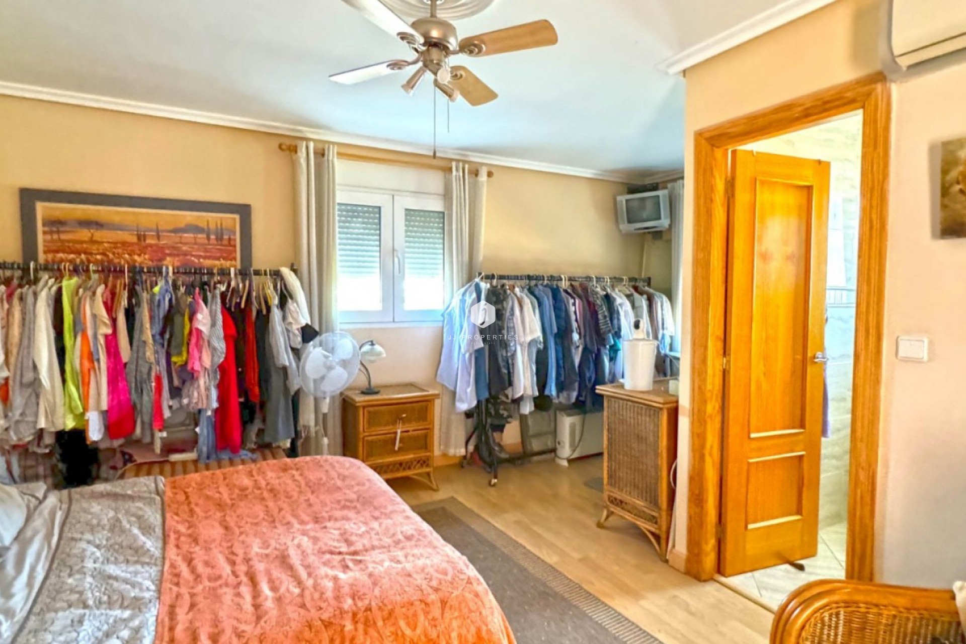 Resale - Villa -
Torrevieja - Costa Blanca