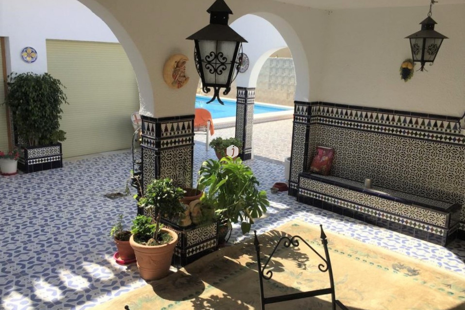 Resale - Villa -
Torrevieja - Costa Blanca
