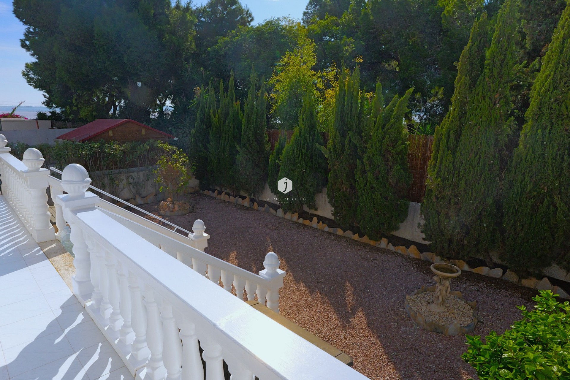 Resale - Villa -
Torrevieja - Costa Blanca