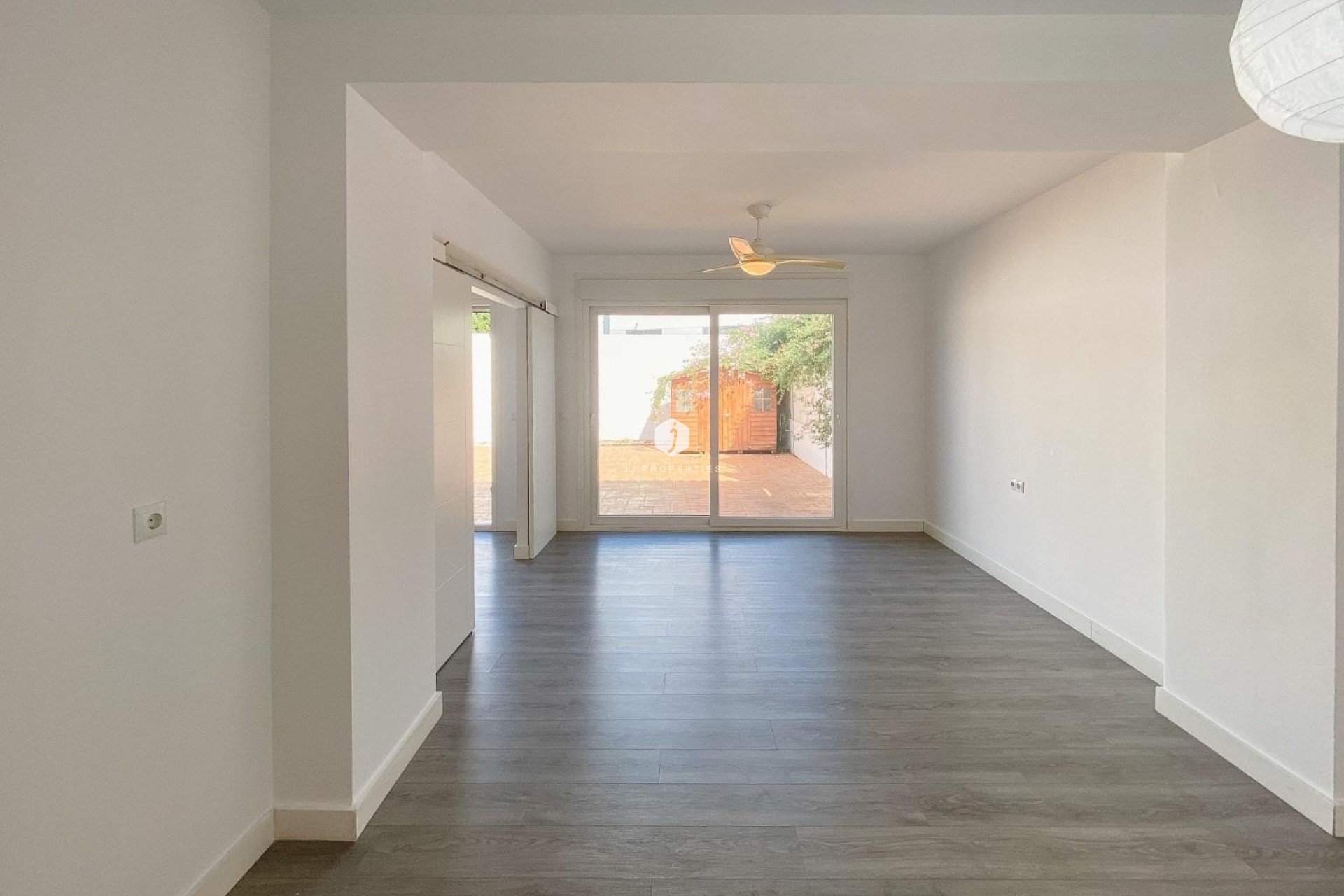 Resale - Villa -
Torrevieja - Costa Blanca