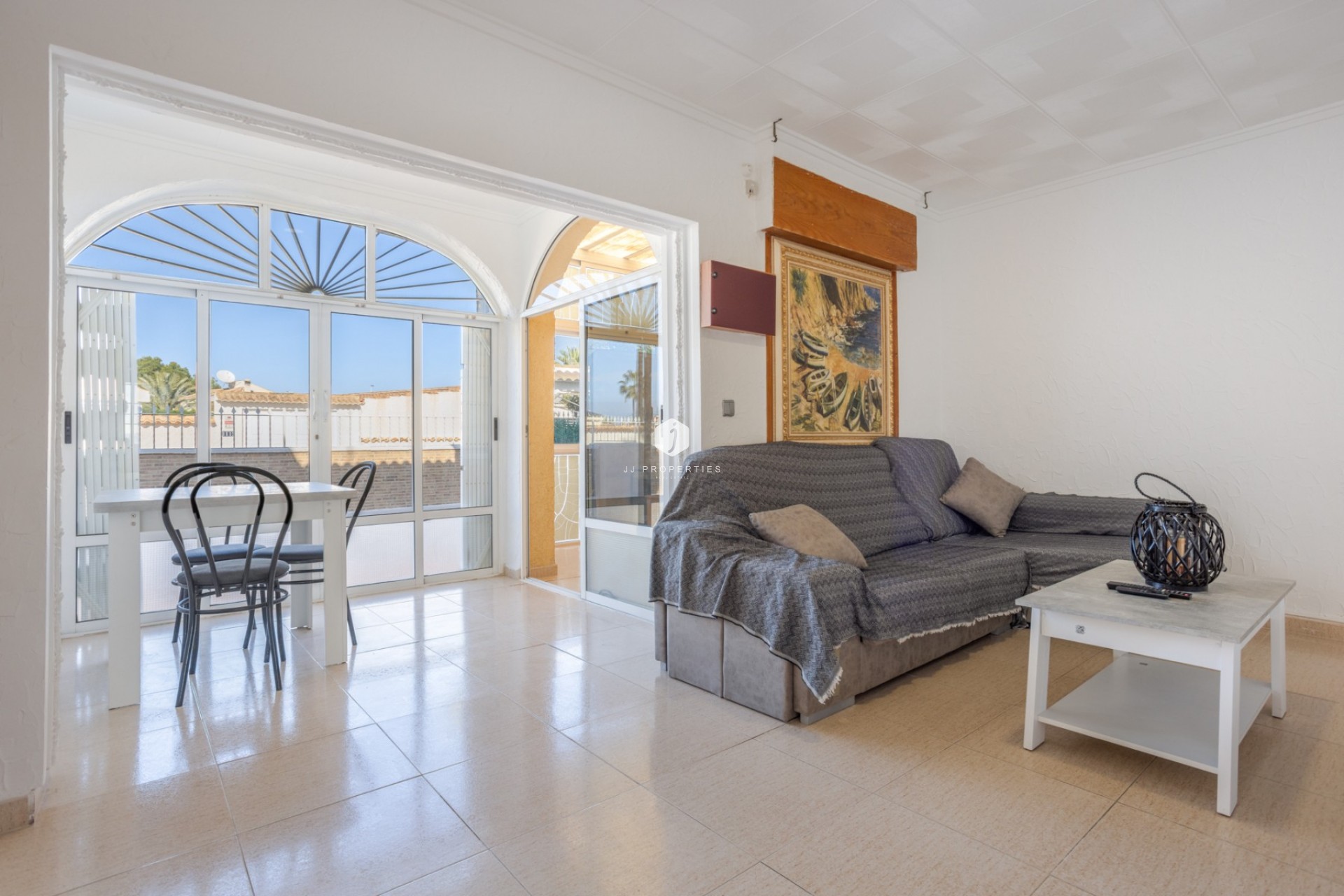 Resale - Villa -
Torrevieja - Costa Blanca