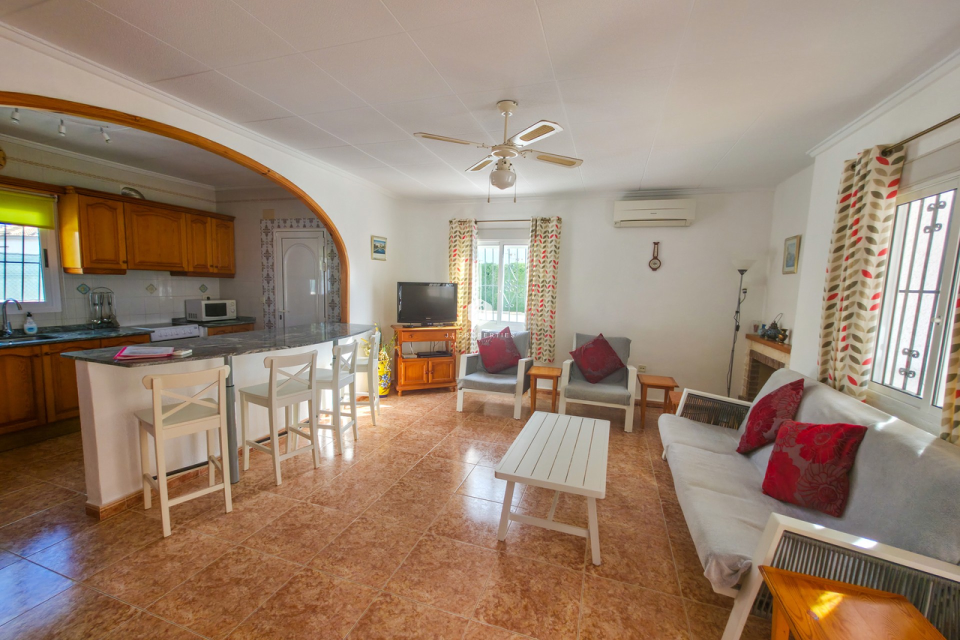 Resale - Villa -
Torrevieja - Costa Blanca