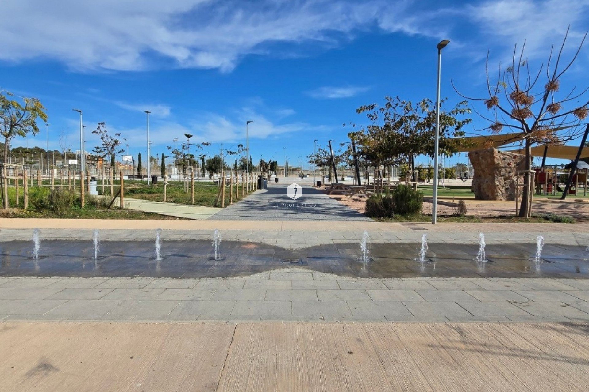 Resale - Villa -
Torrevieja - Costa Blanca