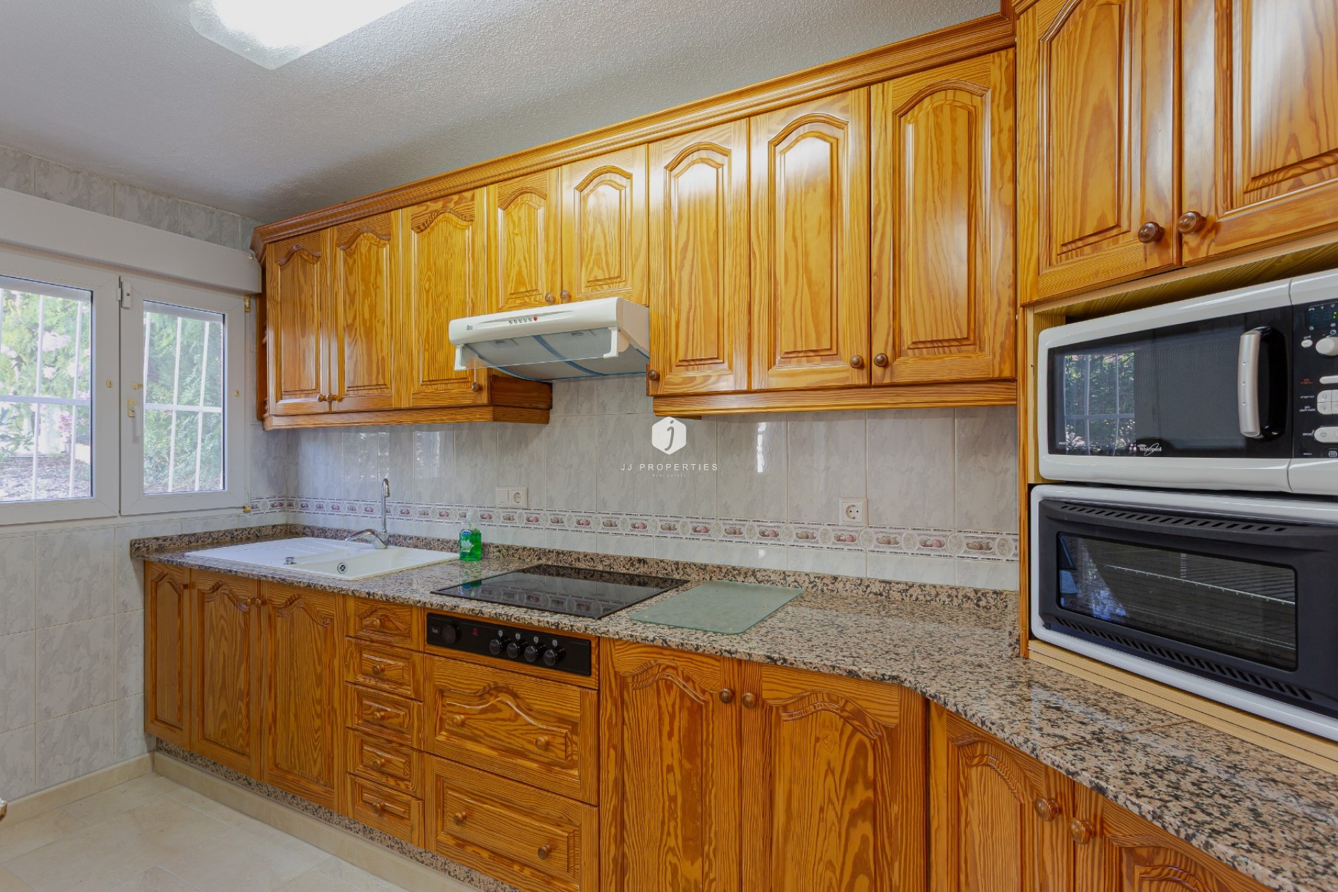 Resale - Villa -
Torrevieja - Costa Blanca