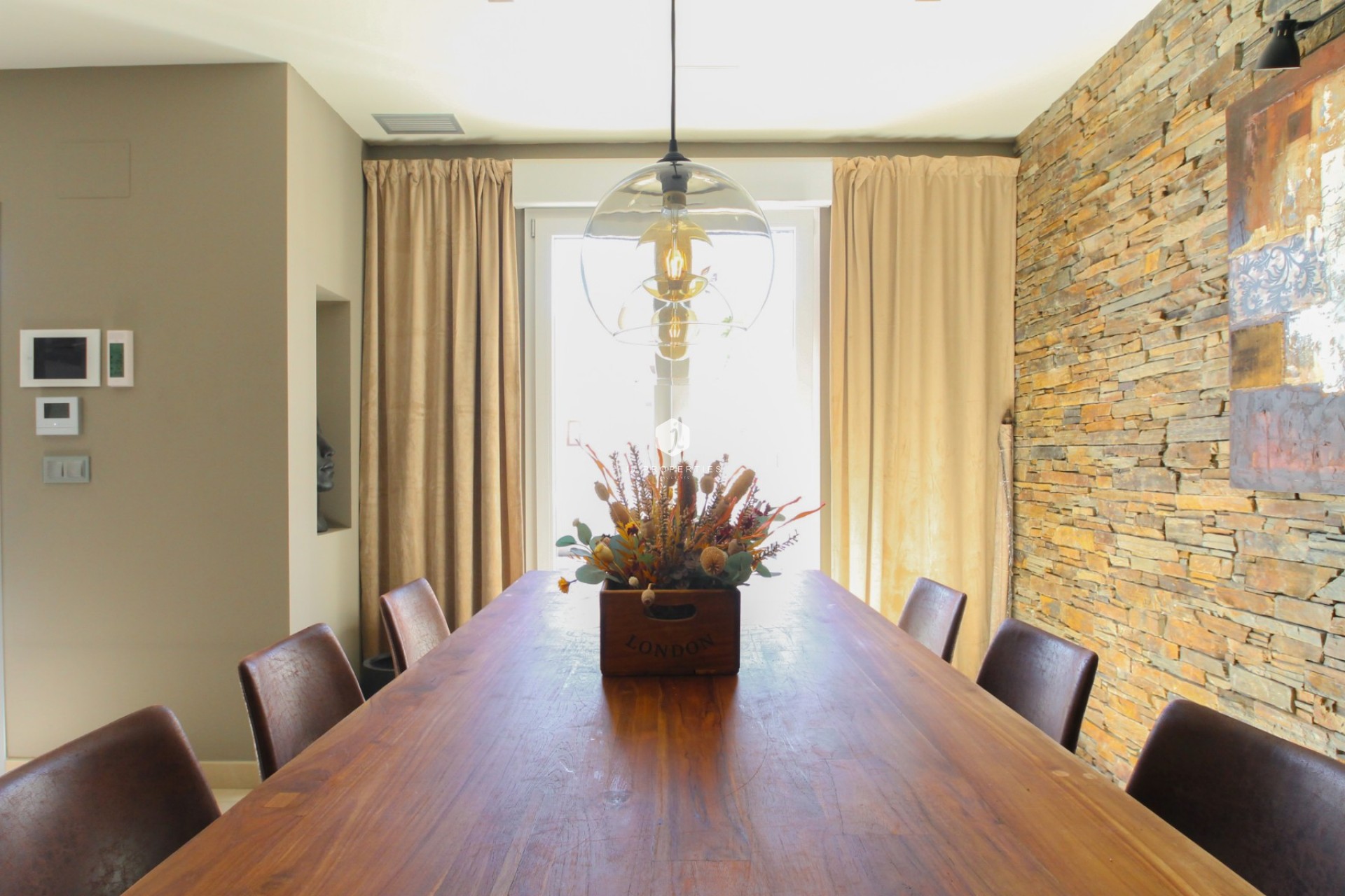 Resale - Villa -
Torrevieja - Costa Blanca