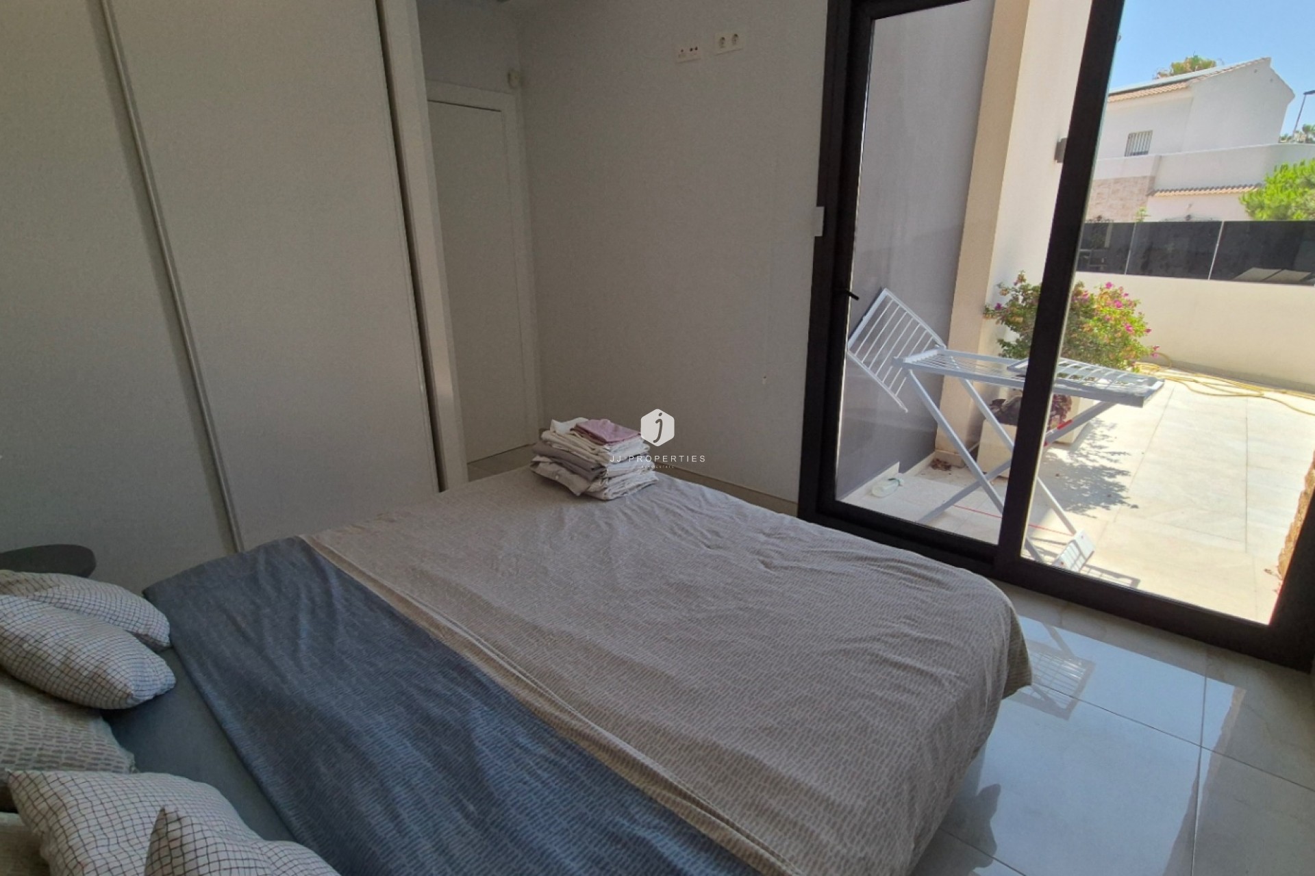 Resale - Villa -
Torrevieja - Costa Blanca