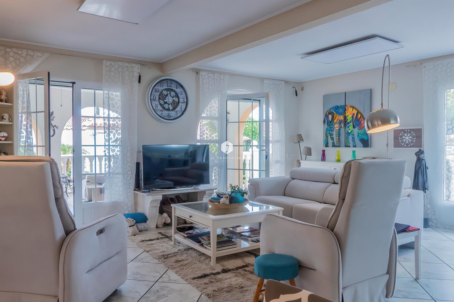 Resale - Villa -
Torrevieja - Costa Blanca