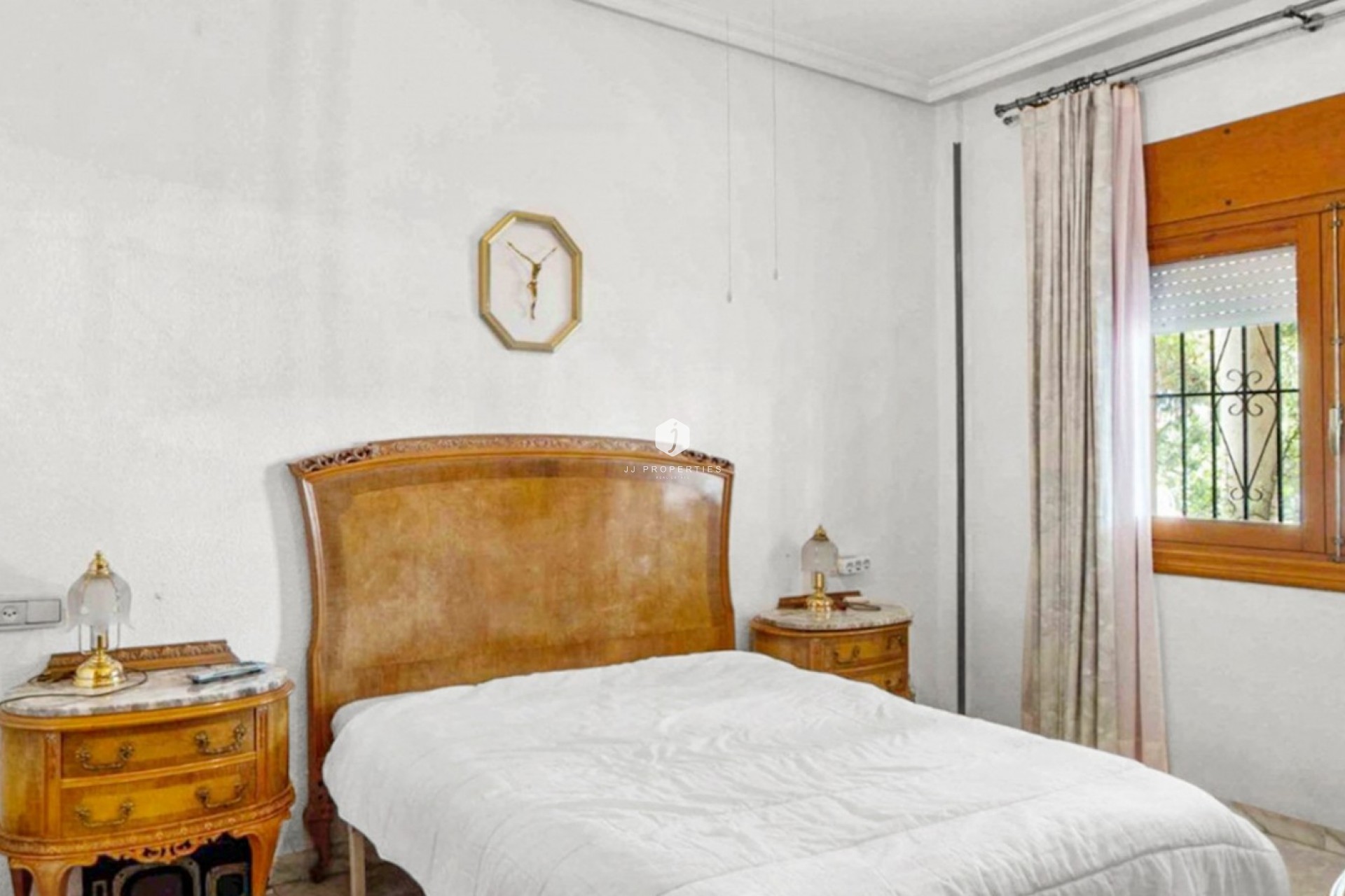 Resale - Villa -
Torrevieja - Costa Blanca