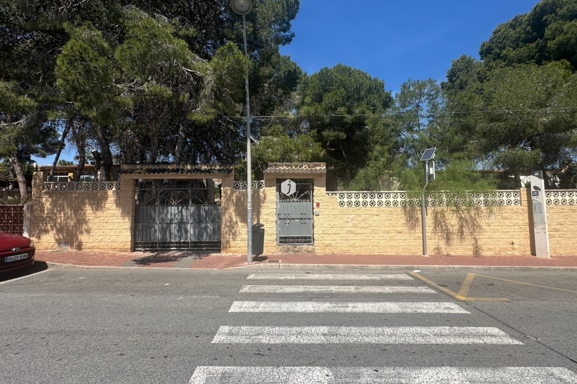 Resale - Villa -
Torrevieja - Costa Blanca