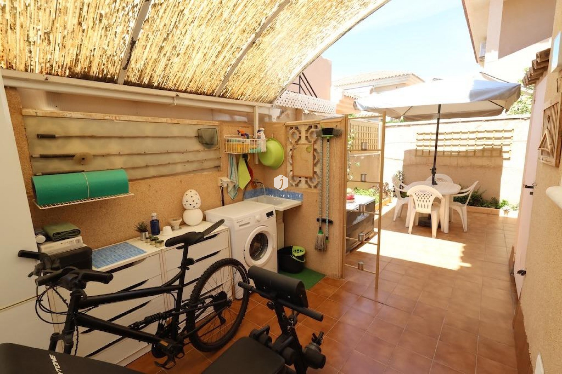 Resale - Villa -
Torrevieja - Costa Blanca