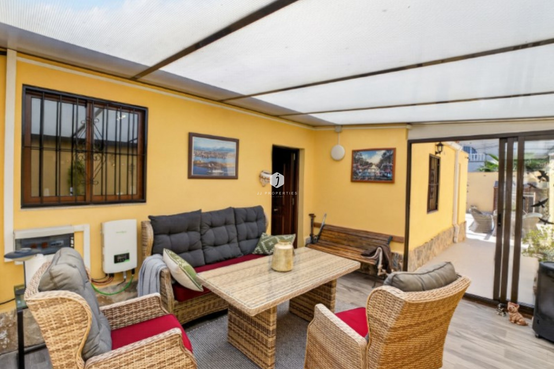 Resale - Villa -
Torrevieja - Costa Blanca