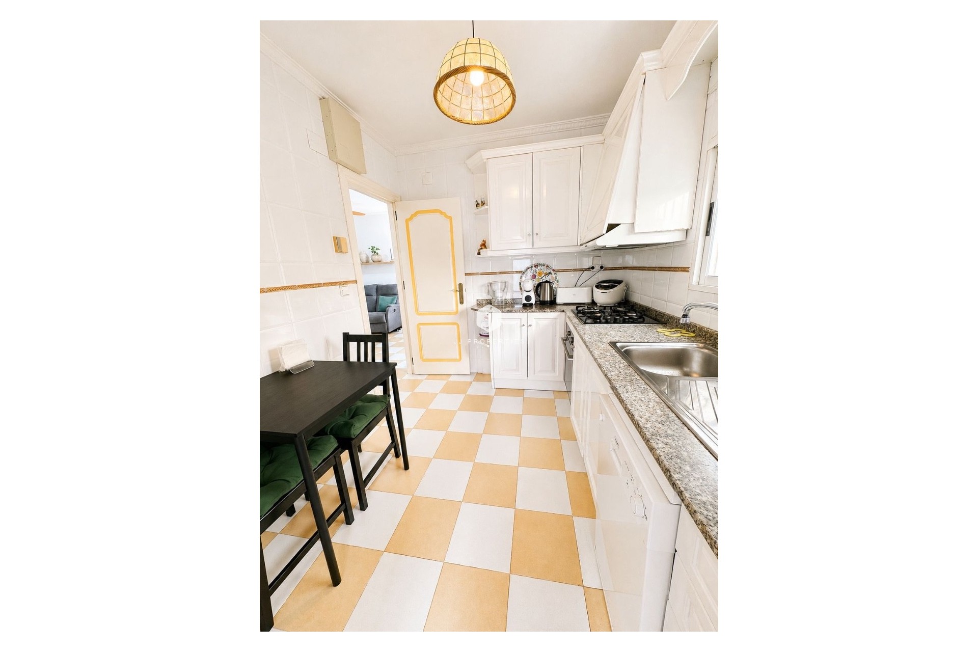 Resale - Villa -
Torrevieja - Costa Blanca