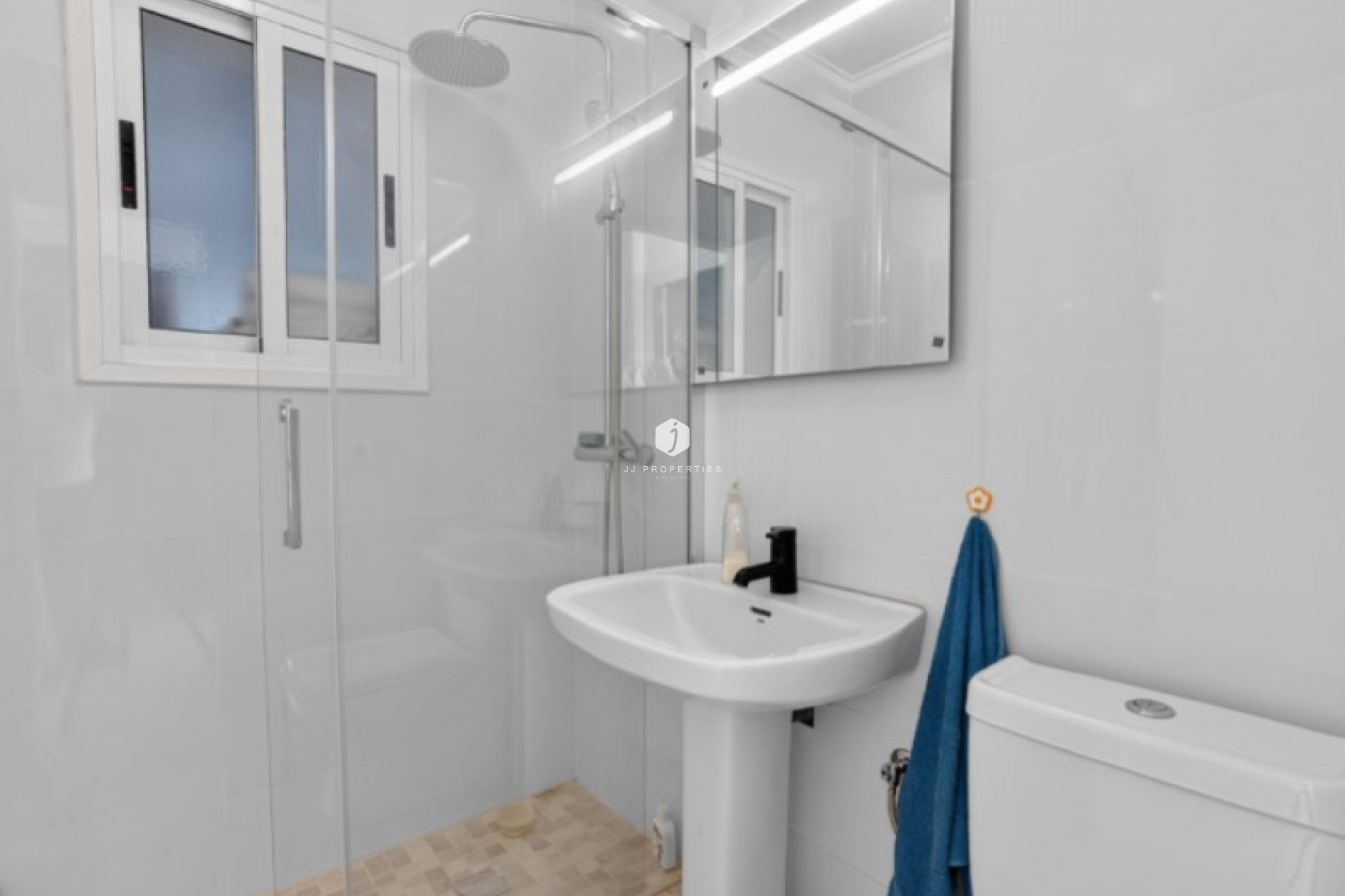 Resale - Villa -
Torrevieja - Costa Blanca