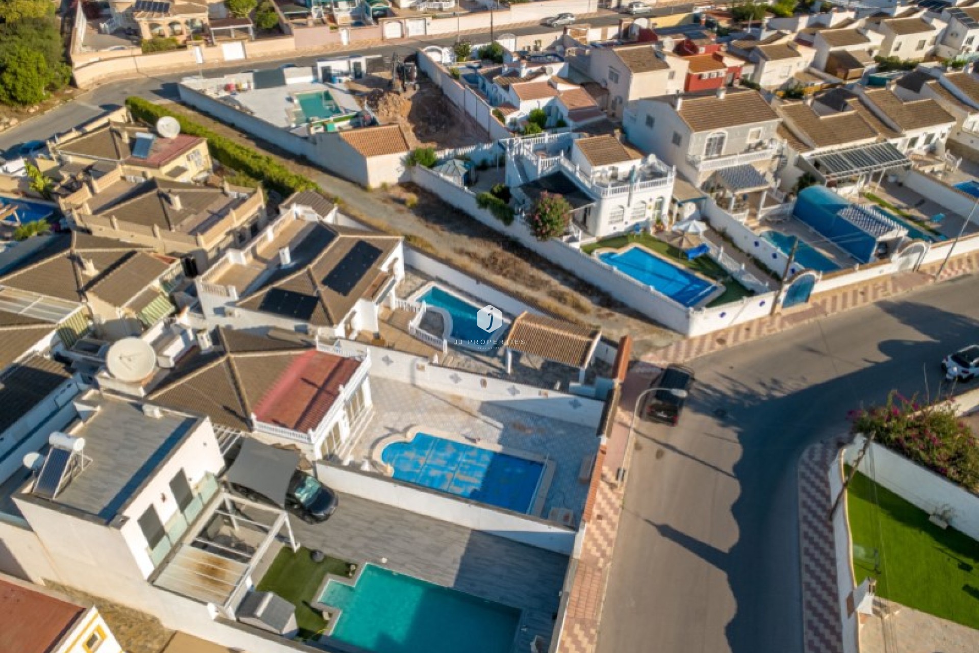 Resale - Villa -
Torrevieja - Costa Blanca