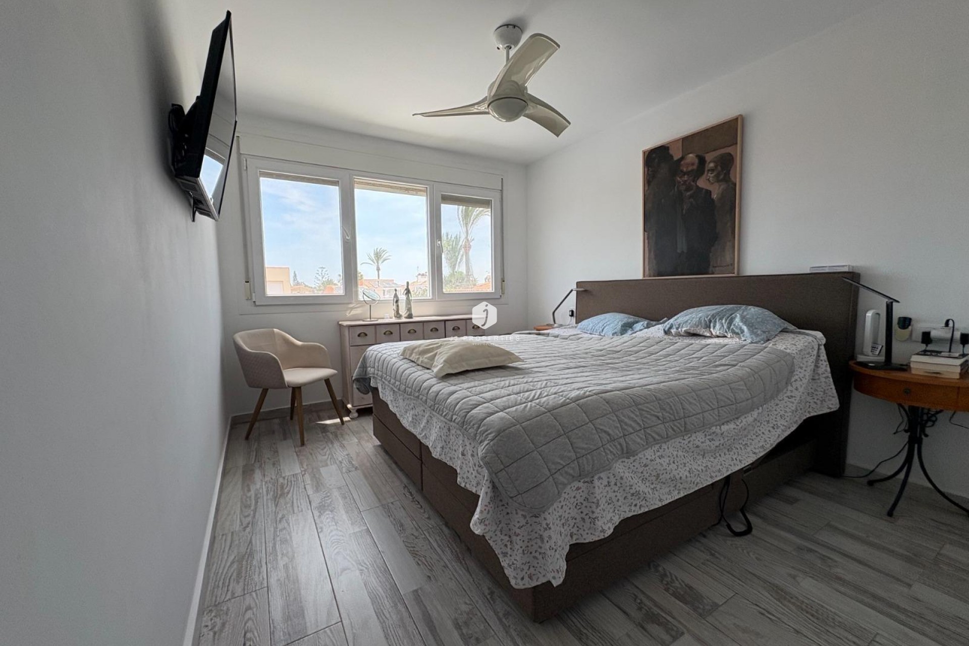 Resale - Villa -
Torrevieja - La Siesta - El Salado - Torreta