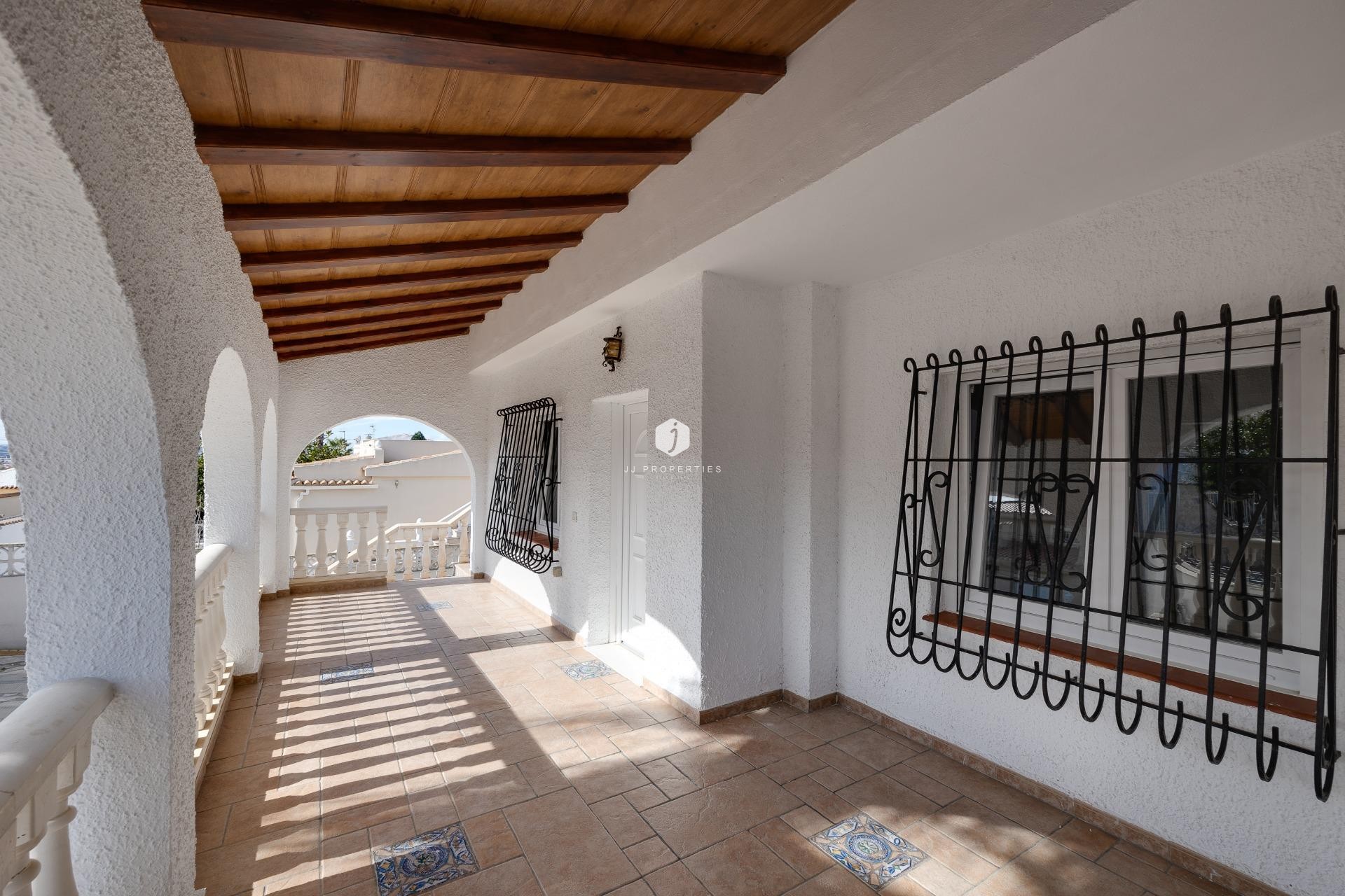 Resale - Villa -
Torrevieja - La Siesta - El Salado - Torreta