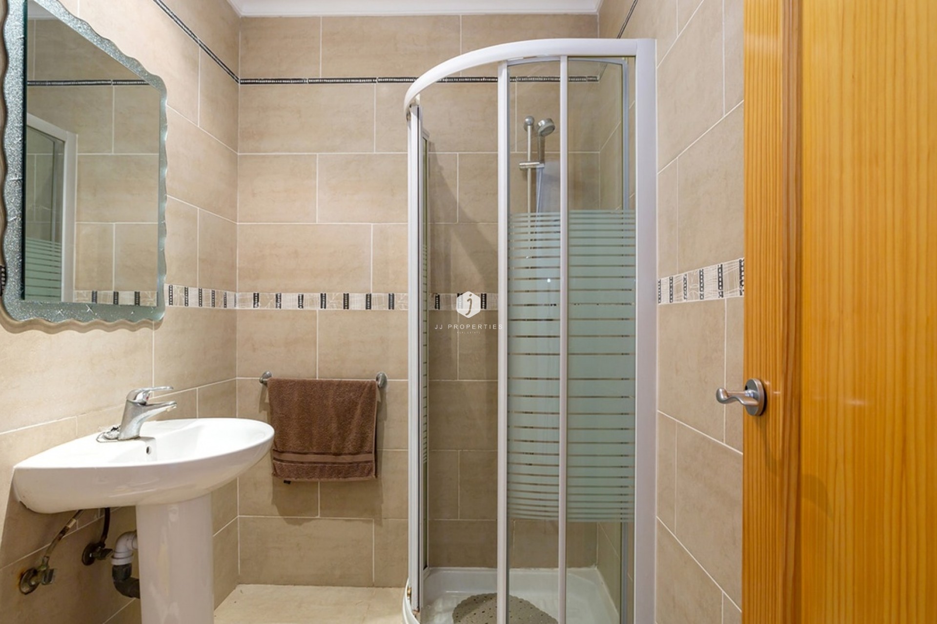 Resale - Villa -
Torrevieja - Los Balcones