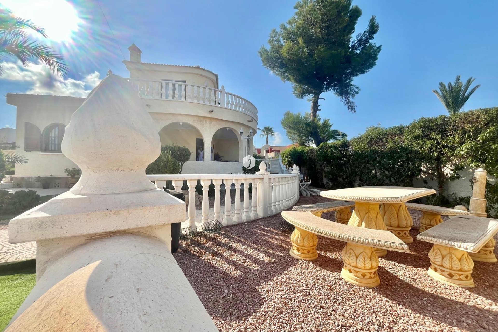 Resale - Villa -
Torrevieja - San luis