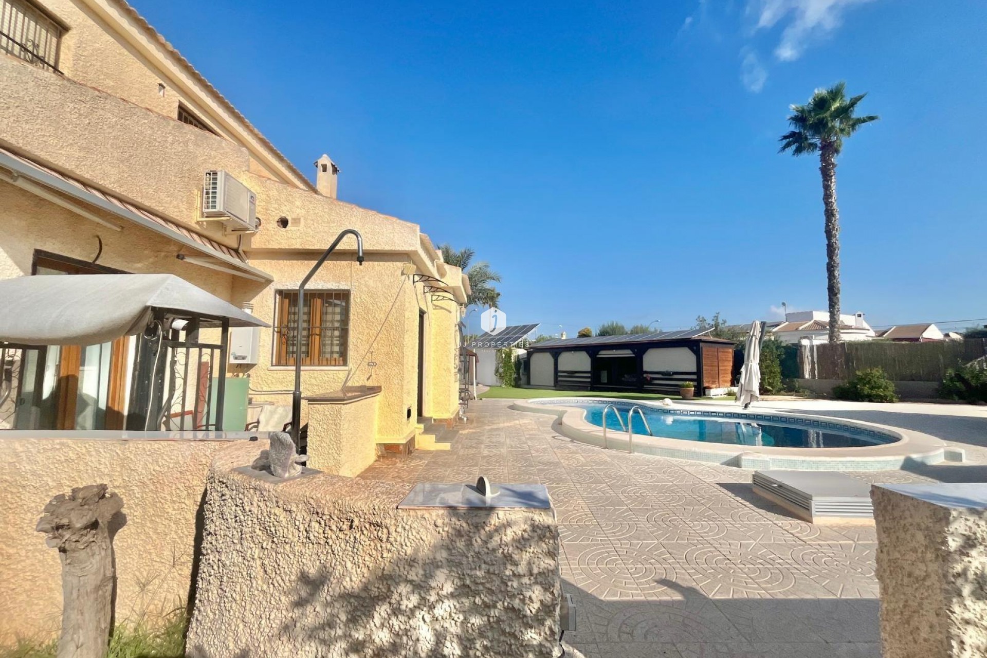 Resale - Villa -
Torrevieja - San luis