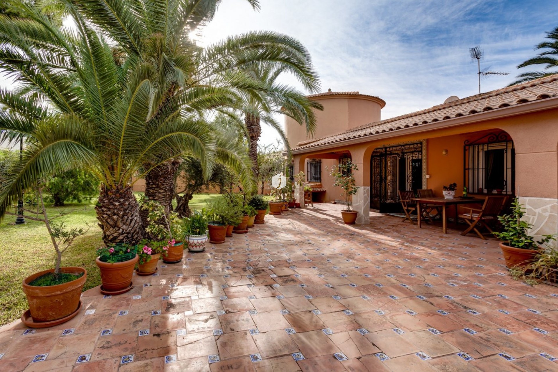 Resale - Villa -
Torrevieja - San luis