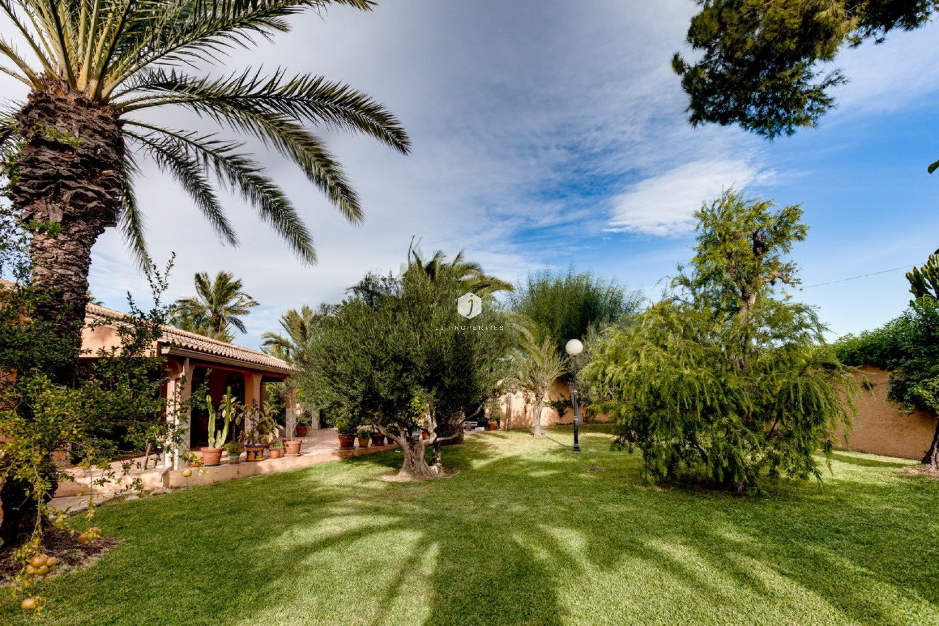 Resale - Villa -
Torrevieja - San luis