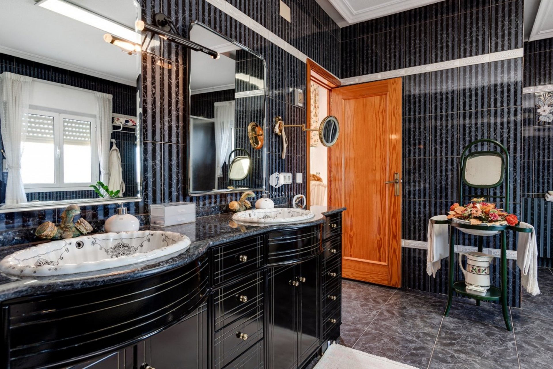 Resale - Villa -
Torrevieja - San luis