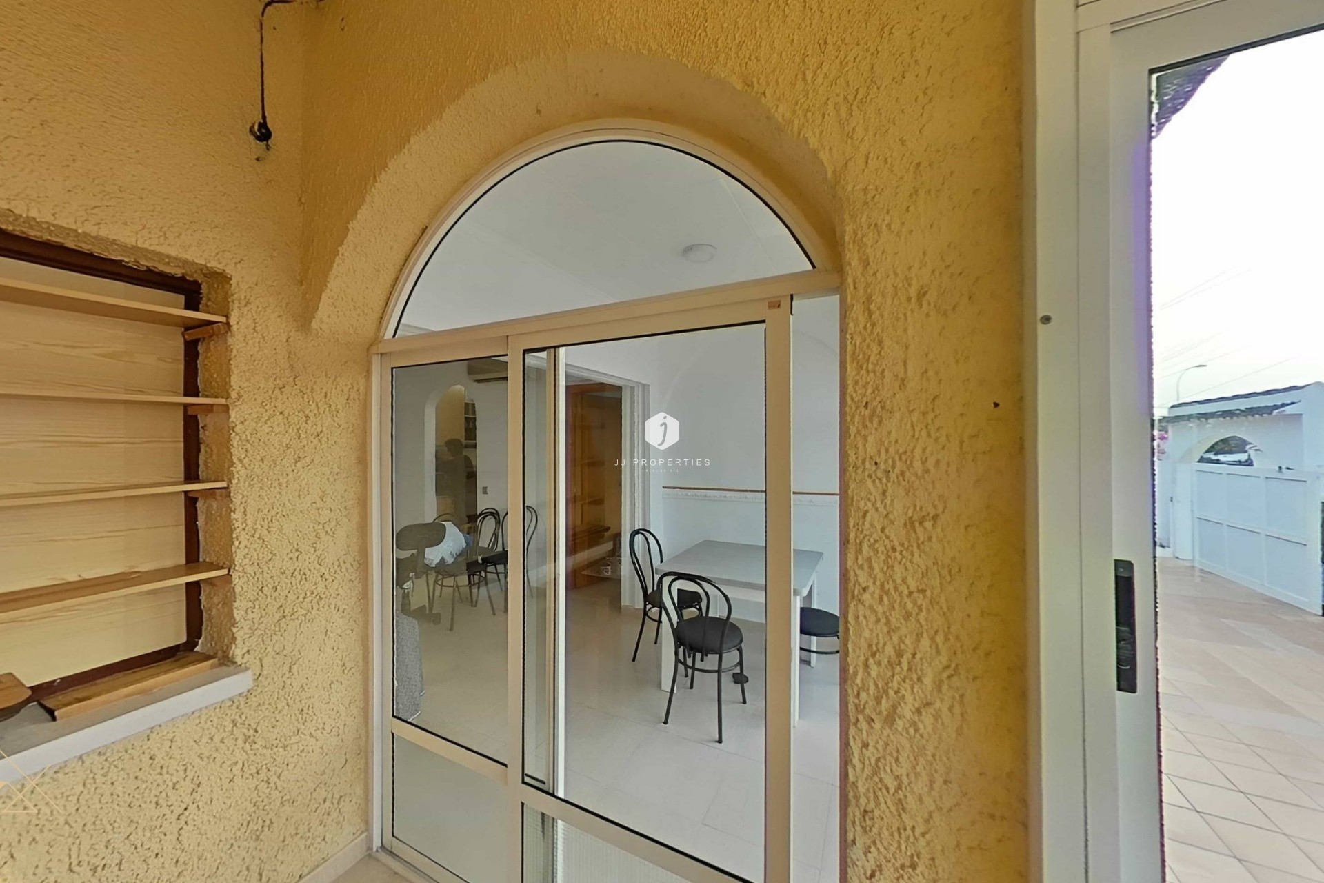 Resale - Villa -
Torrevieja - San luis