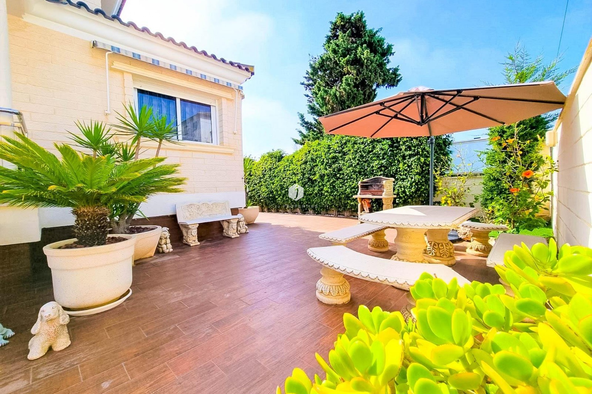 Resale - Villa -
Torrevieja - Torre la mata