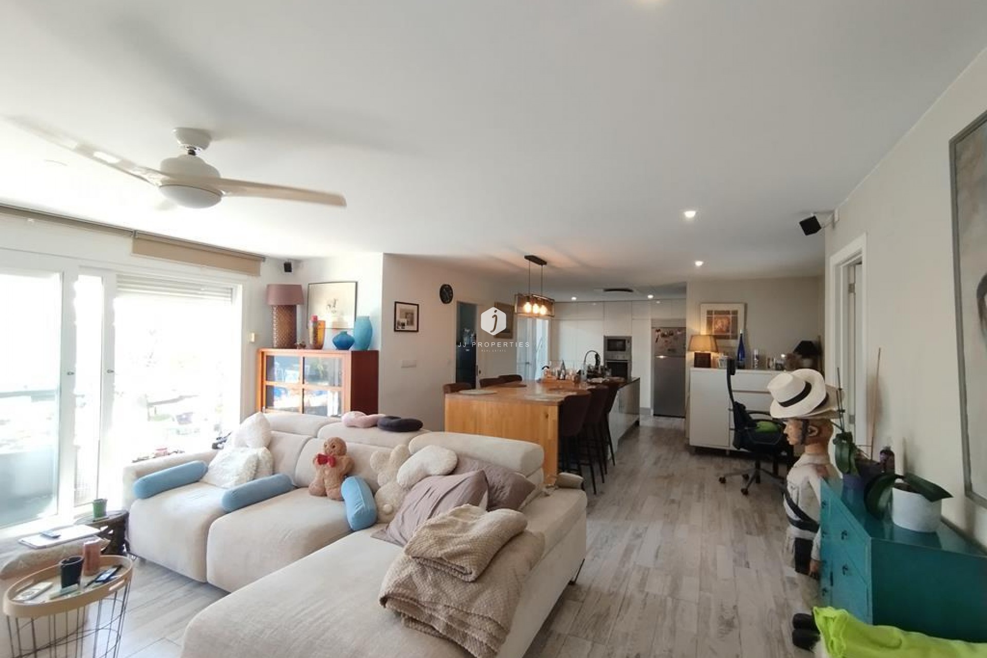 Resale - Villa -
Torrevieja - Torreta Florida