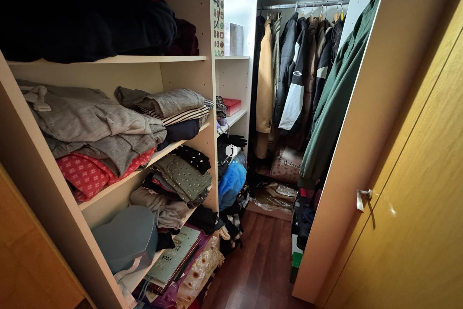 Resale - Villa -
Torrevieja - Zona Los Frutales