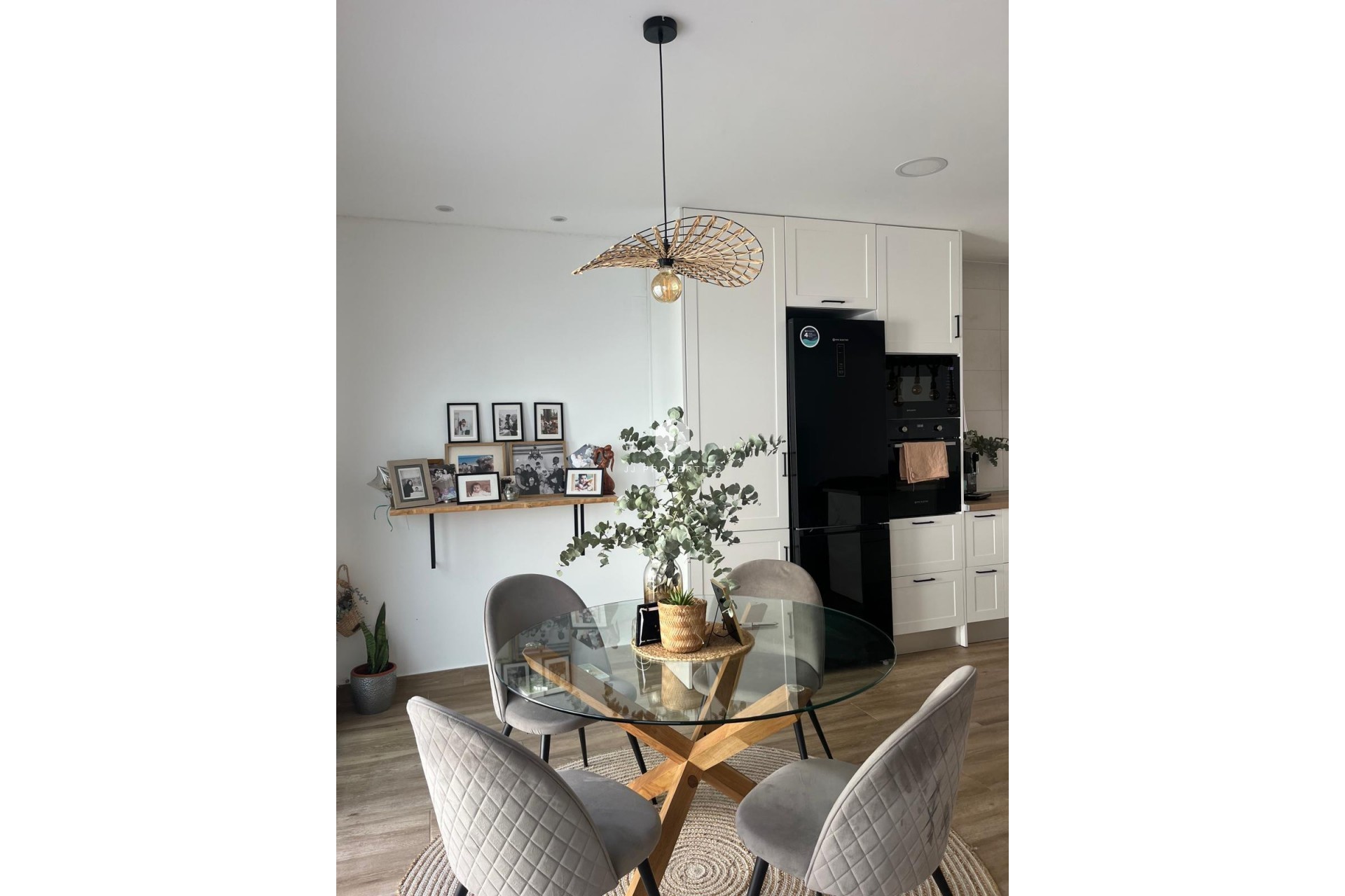 Segunda mano - Apartamento / piso -
Almoradí - Centro Urbano 2