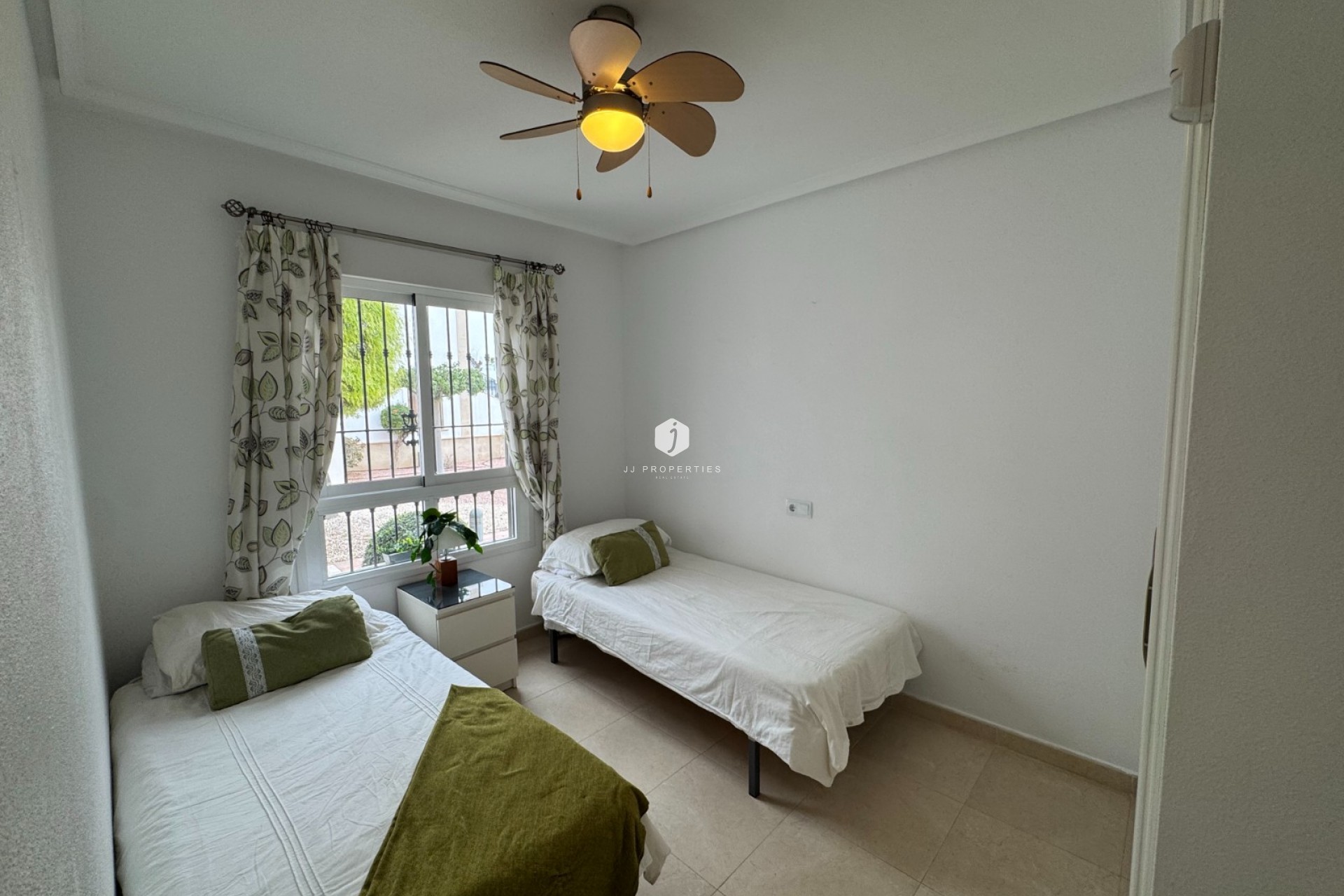 Segunda mano - Apartamento / piso -
Campoamor - Costa Blanca