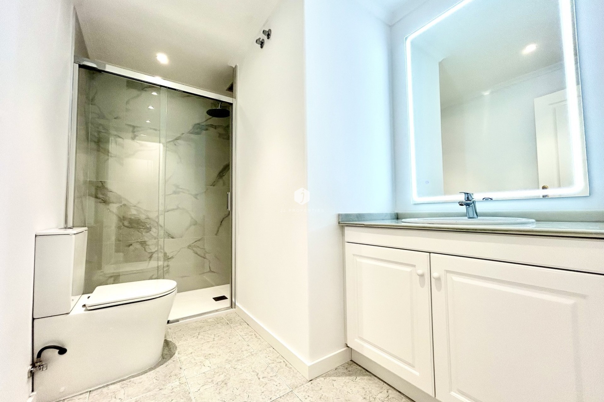 Segunda mano - Apartamento / piso -
Campoamor - Costa Blanca