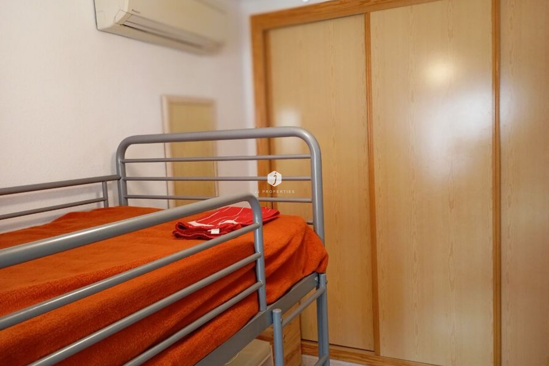 Segunda mano - Apartamento / piso -
Daya Vieja - Costa Blanca