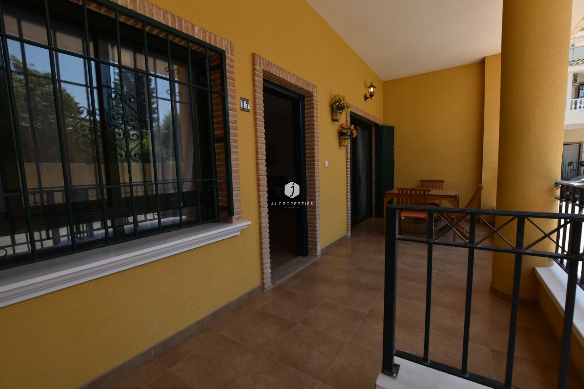 Segunda mano - Apartamento / piso -
Daya Vieja - Costa Blanca