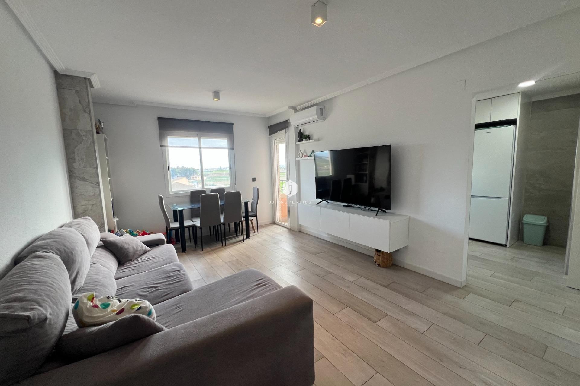 Segunda mano - Apartamento / piso -
Dolores - Comunidad Valenciana