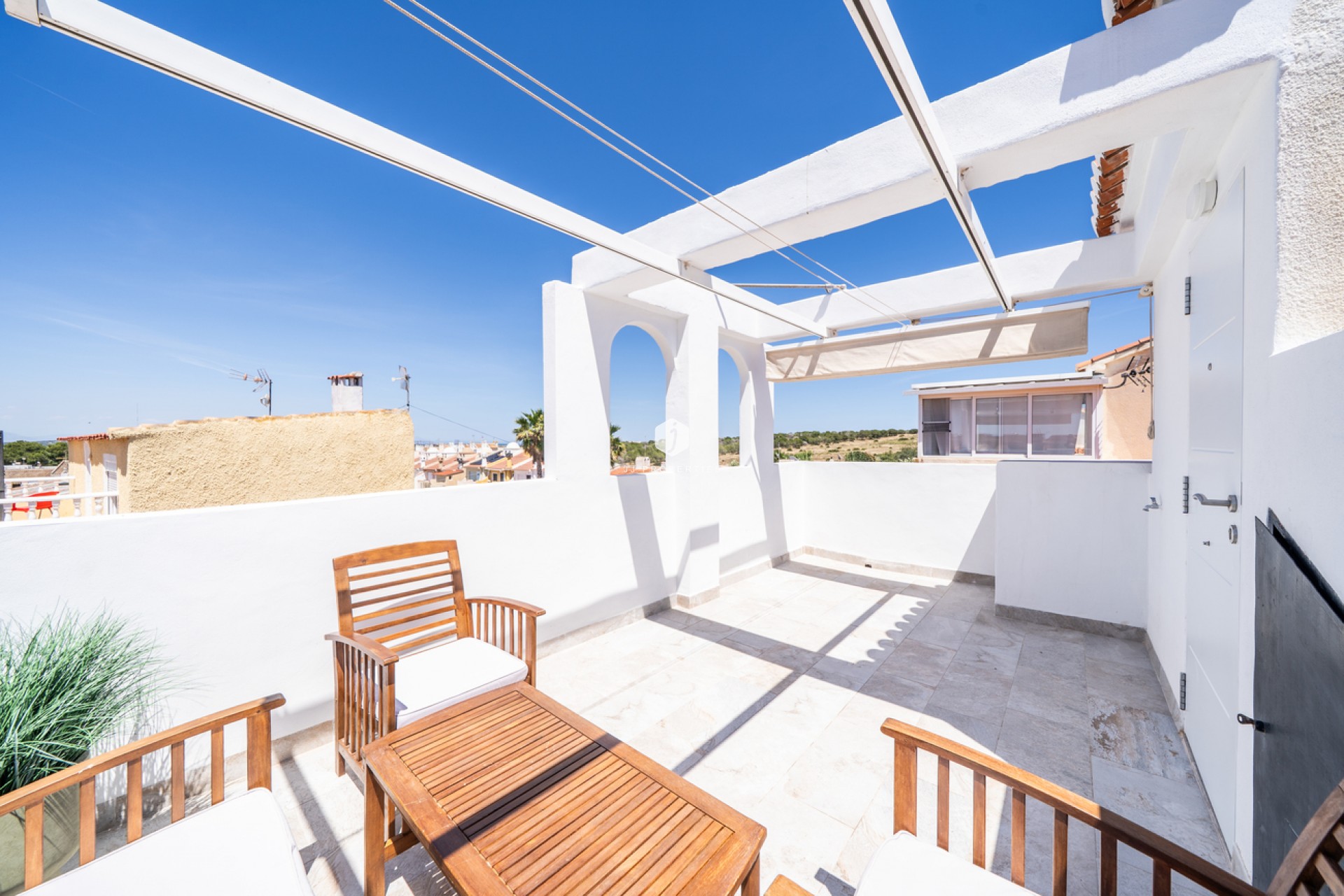 Segunda mano - Apartamento / piso -
El Chaparral - Costa Blanca
