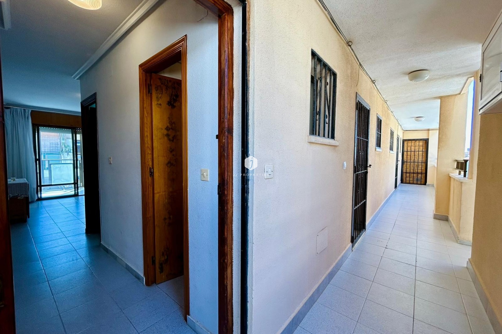 Segunda mano - Apartamento / piso -
El Chaparral - Inland