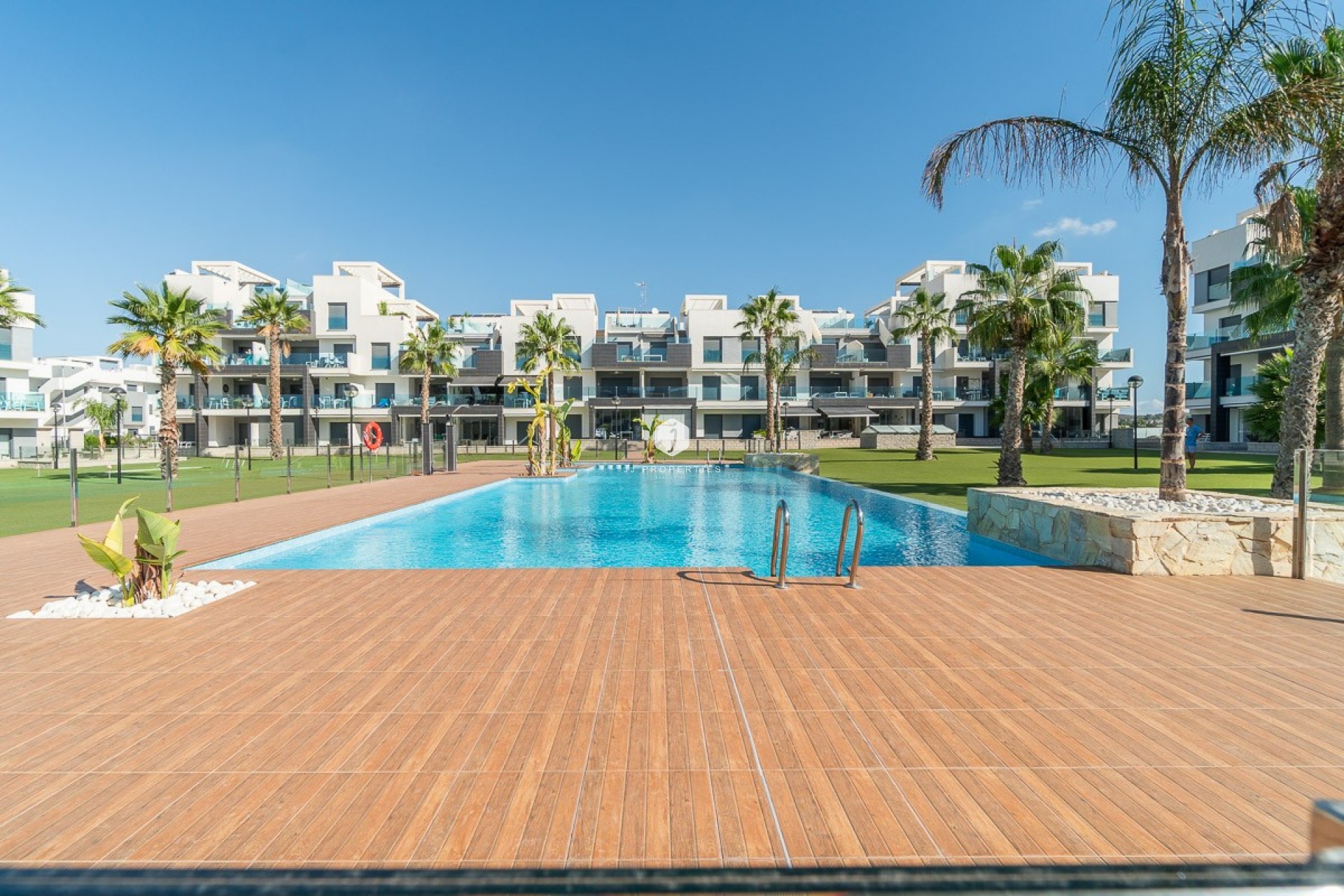 Segunda mano - Apartamento / piso -
El Raso - Costa Blanca