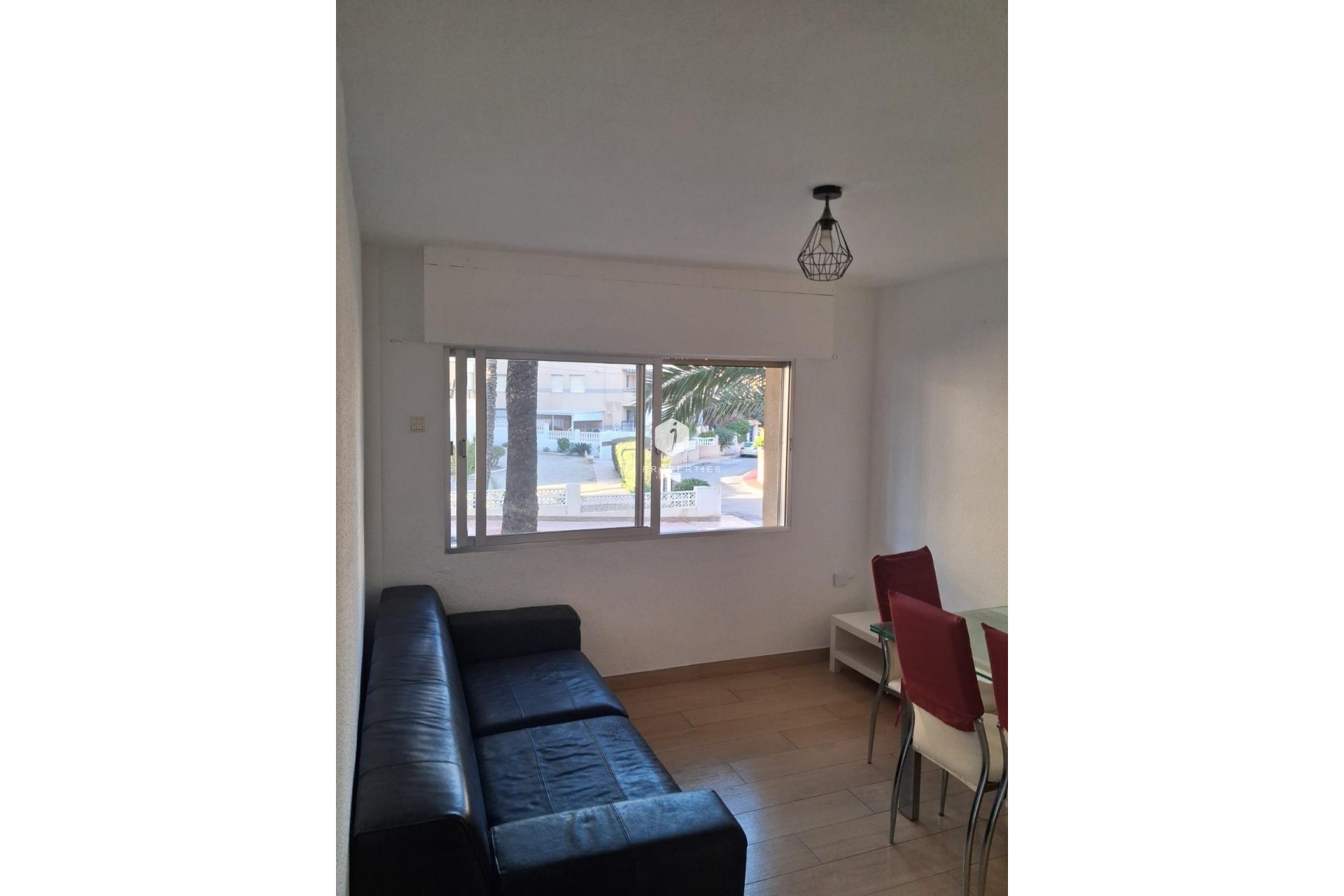 Segunda mano - Apartamento / piso -
Guardamar del Segura - Guardamar Playa