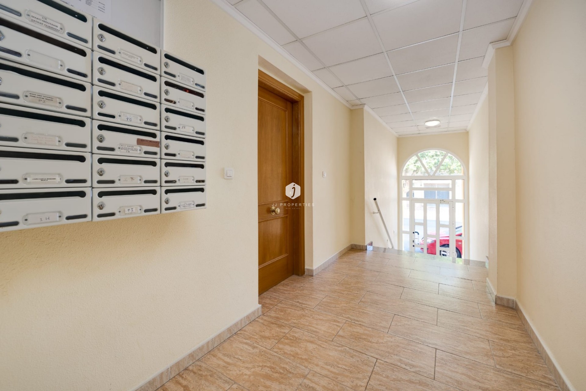 Segunda mano - Apartamento / piso -
Jacarilla - Inland