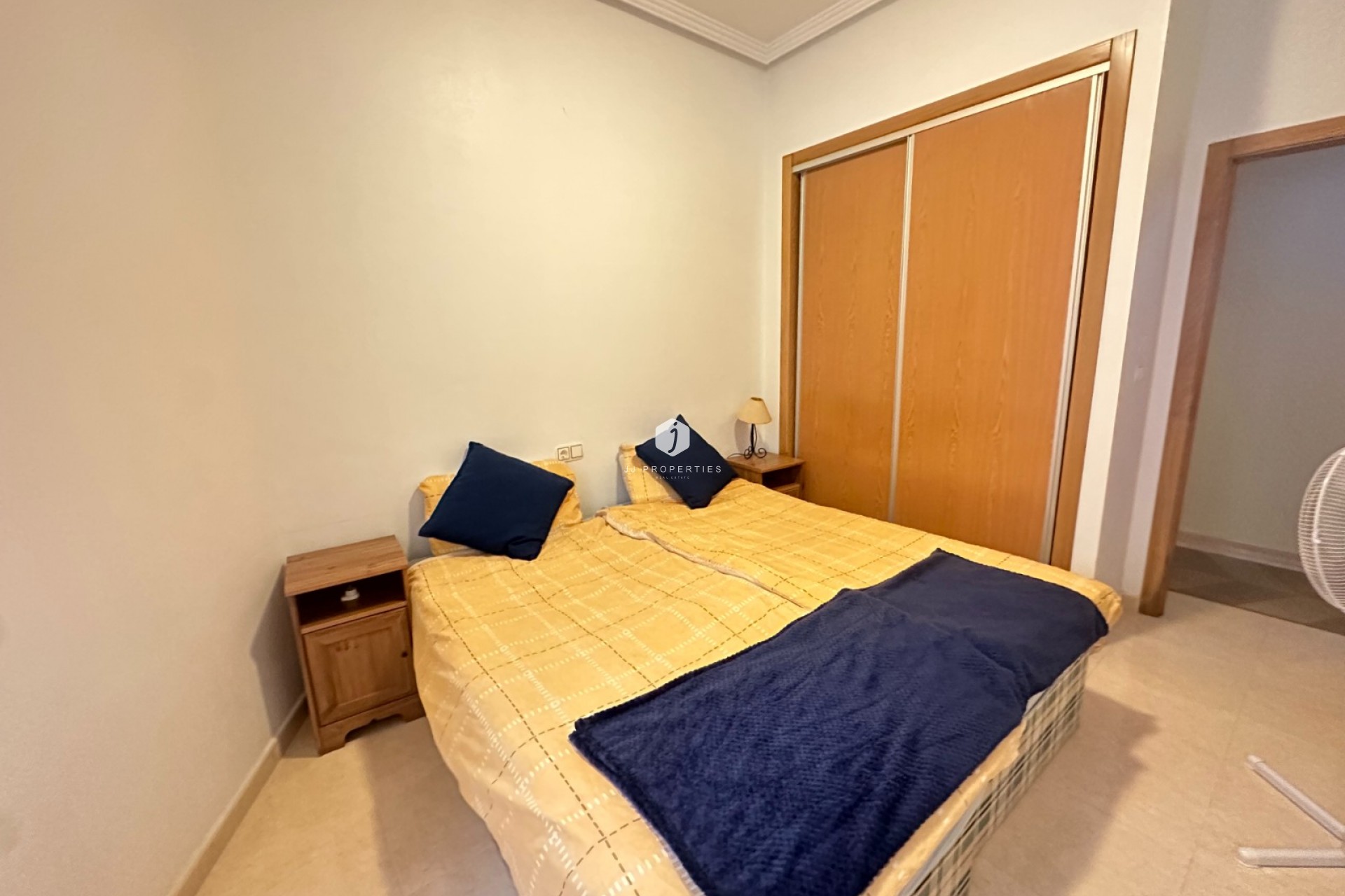 Segunda mano - Apartamento / piso -
Jacarilla - Inland