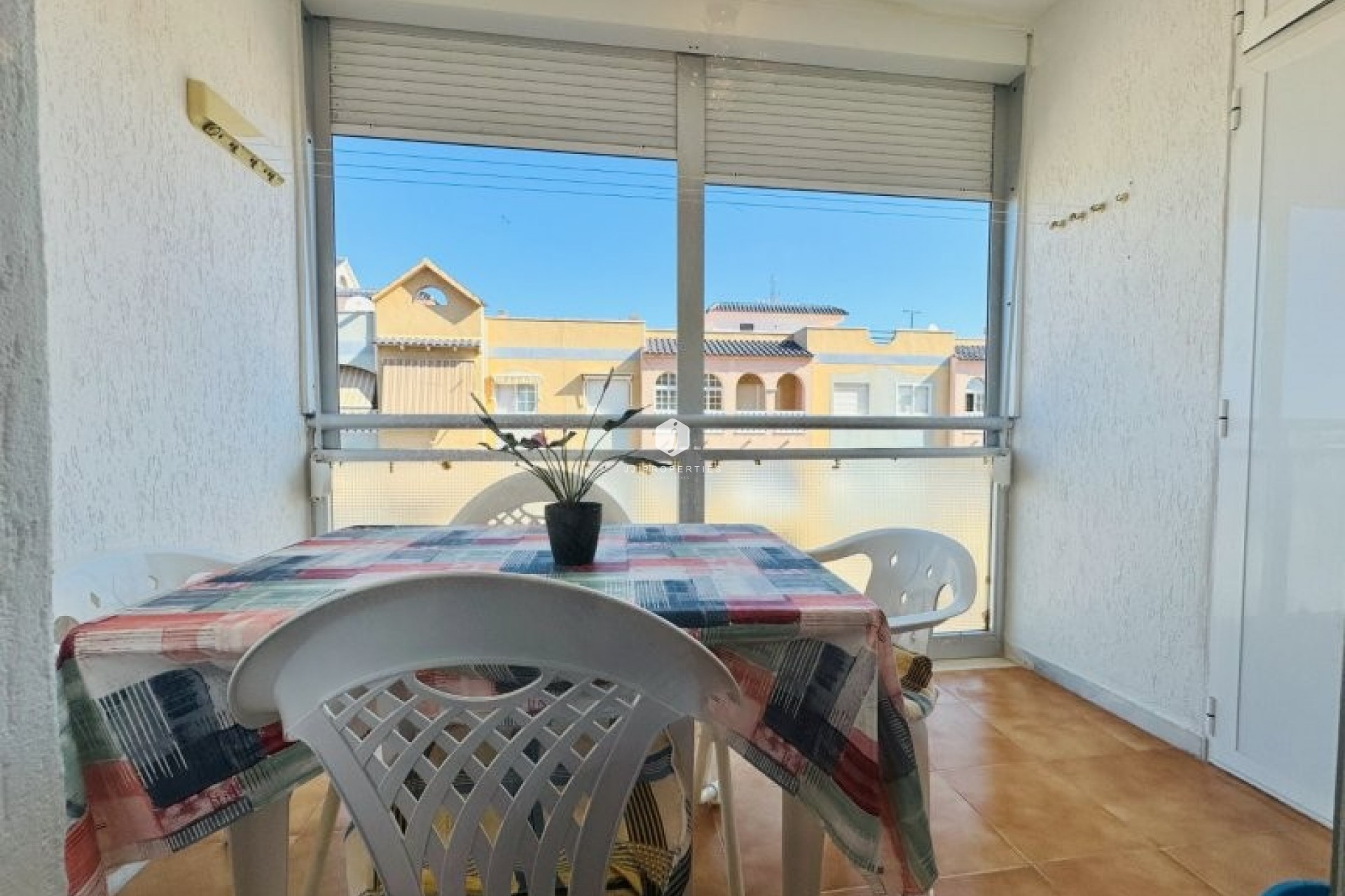 Segunda mano - Apartamento / piso -
La Mata - Costa Blanca