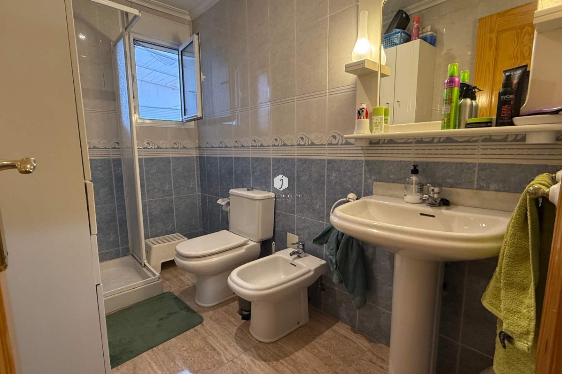 Segunda mano - Apartamento / piso -
Los Montesinos - Costa Blanca