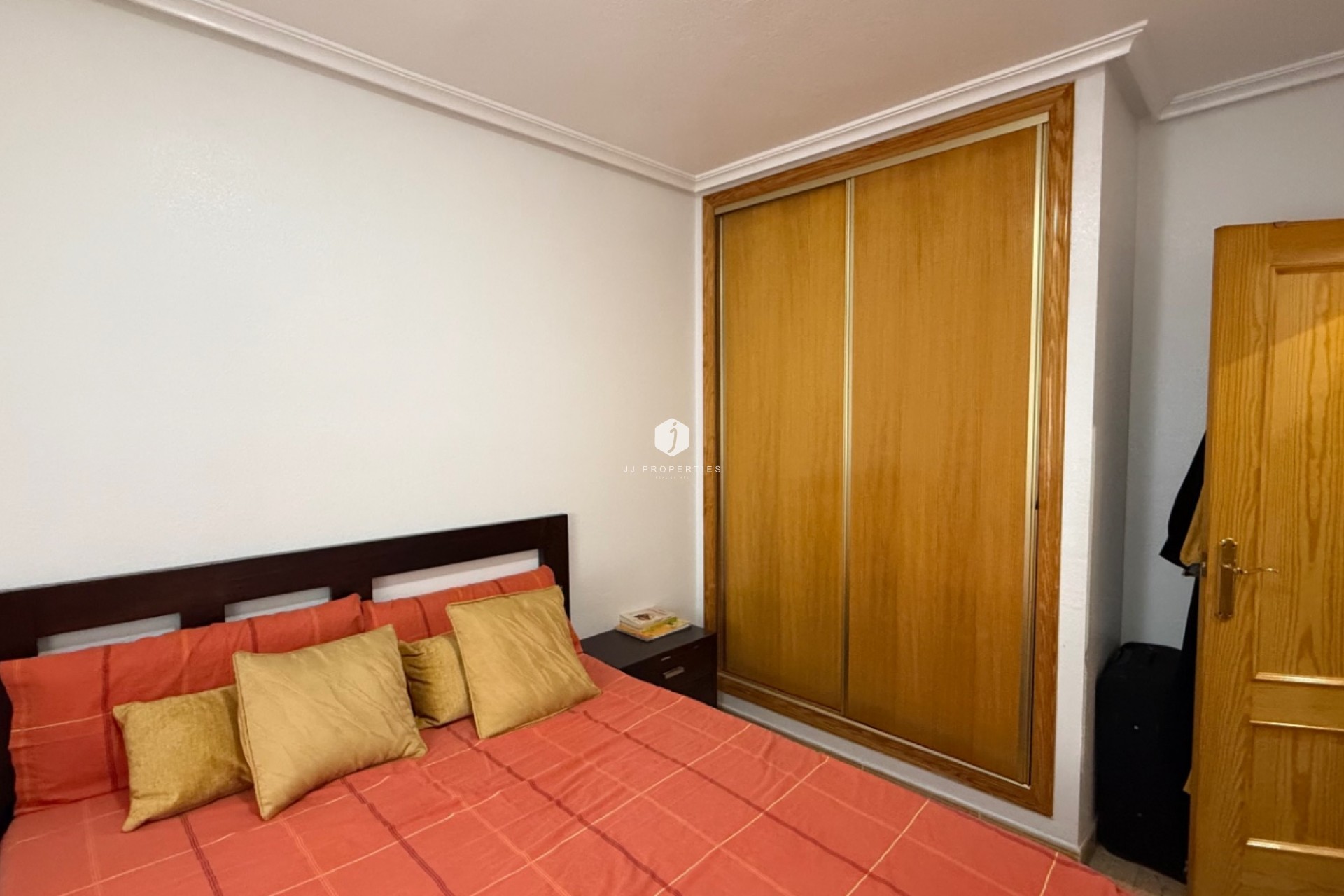 Segunda mano - Apartamento / piso -
Los Montesinos - Costa Blanca