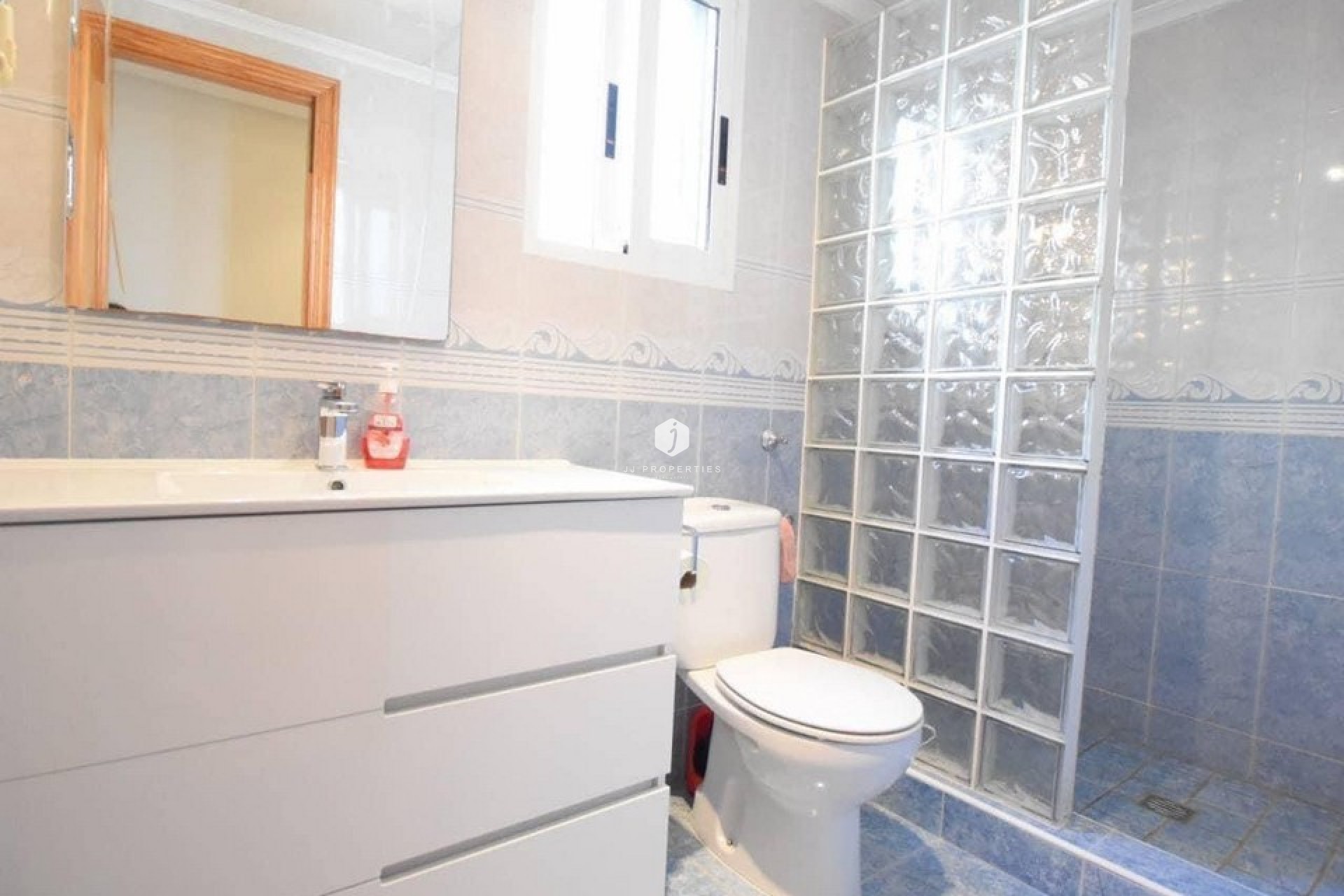 Segunda mano - Apartamento / piso -
Los Montesinos - Costa Blanca