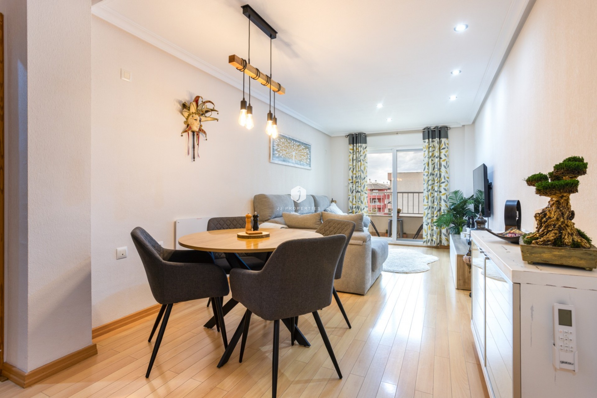 Segunda mano - Apartamento / piso -
Los Montesinos - Costa Blanca