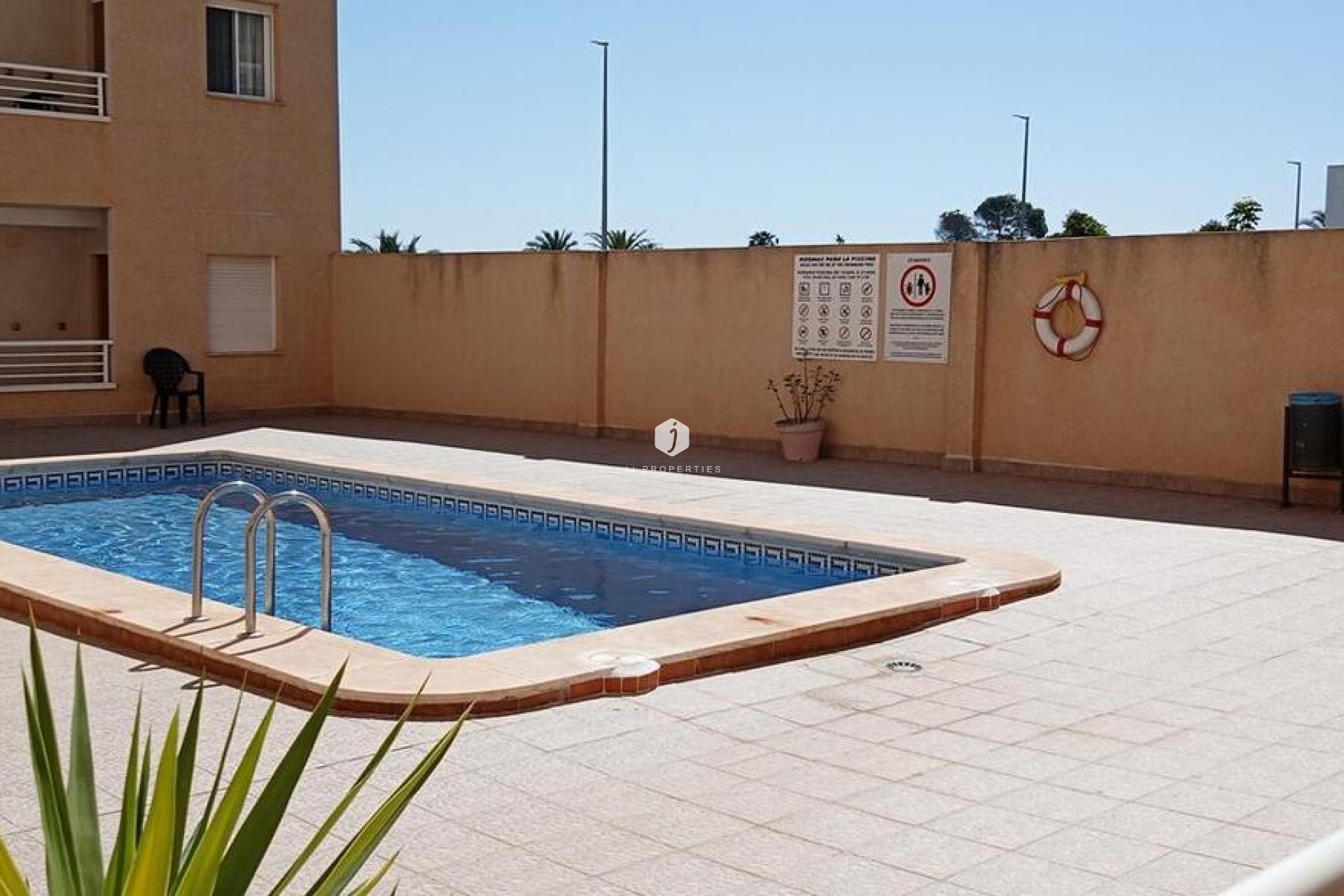 Segunda mano - Apartamento / piso -
Los Montesinos - PUEBLO CENTRO