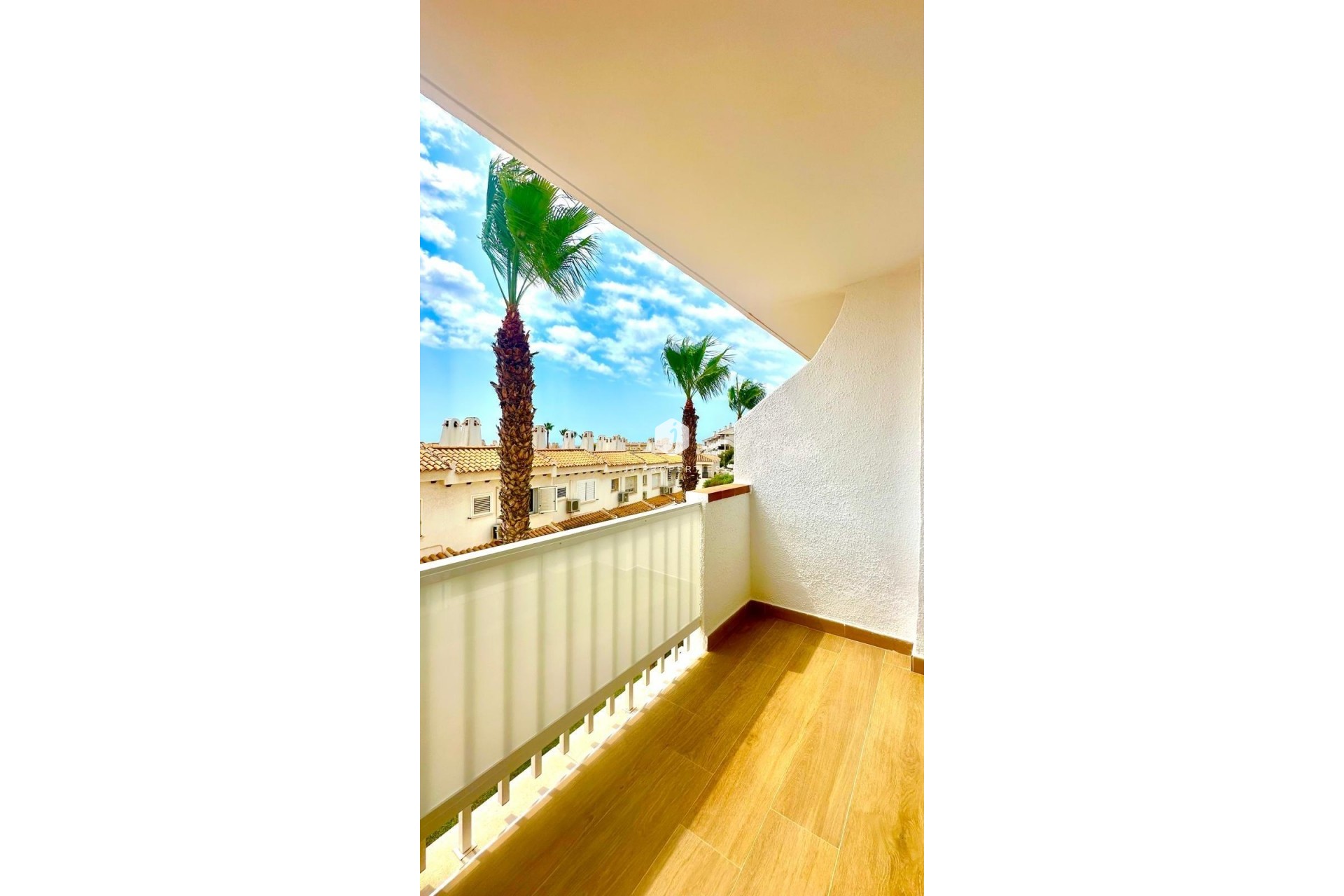 Segunda mano - Apartamento / piso -
Orihuela Costa - Campoamor