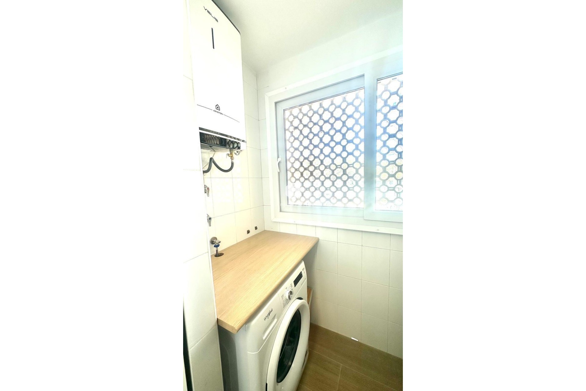 Segunda mano - Apartamento / piso -
Orihuela Costa - Campoamor